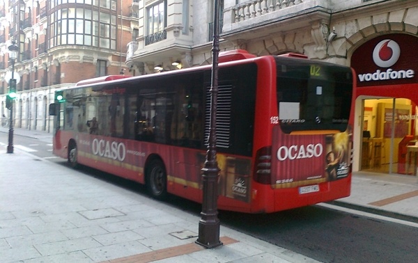 El Ayuntamiento adquirirá diez nuevos autobuses por renting.